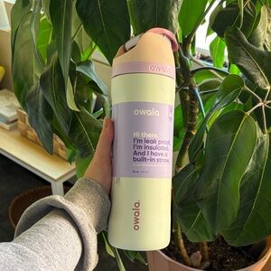 Owala Insulated Water Bottle - pastel